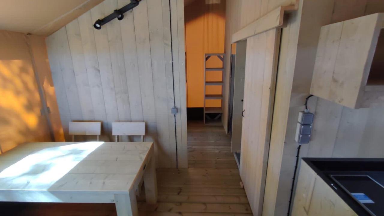 Camping Vilanova Park فيلانوفا إي لا خيلترا المظهر الخارجي الصورة