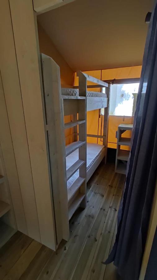 Camping Vilanova Park فيلانوفا إي لا خيلترا المظهر الخارجي الصورة