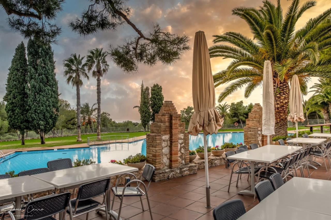 Camping Vilanova Park فيلانوفا إي لا خيلترا المظهر الخارجي الصورة