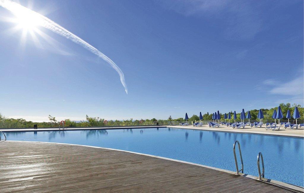 Camping Vilanova Park فيلانوفا إي لا خيلترا الغرفة الصورة