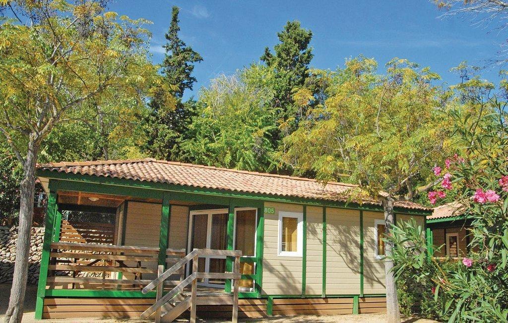 Camping Vilanova Park فيلانوفا إي لا خيلترا الغرفة الصورة