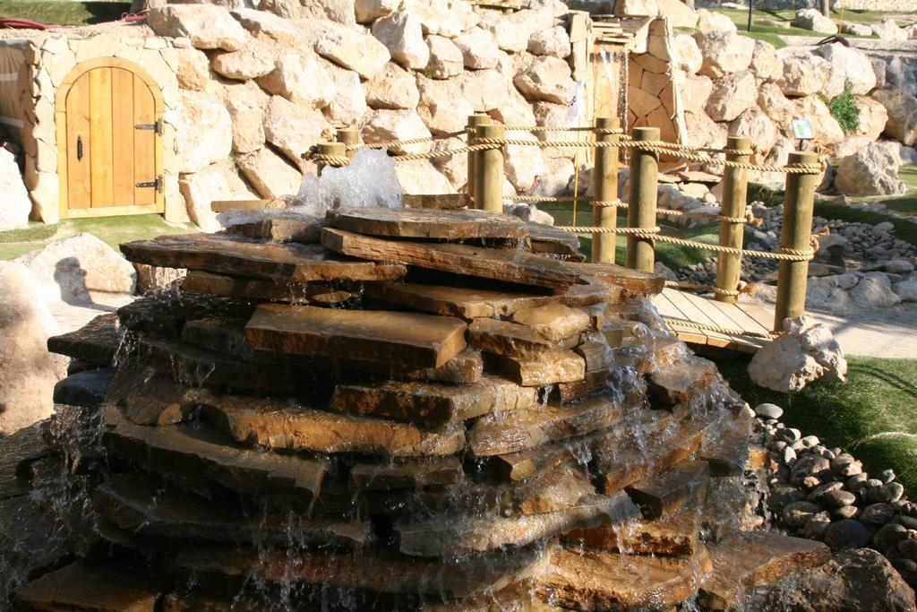 Camping Vilanova Park فيلانوفا إي لا خيلترا المظهر الخارجي الصورة